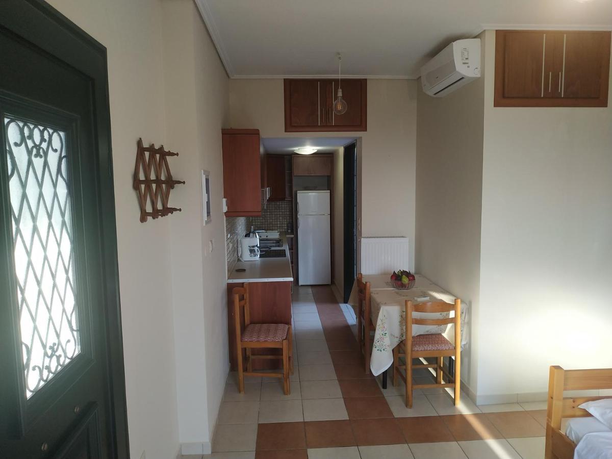 Papadeas Villas Megali Mantineia Exterior foto